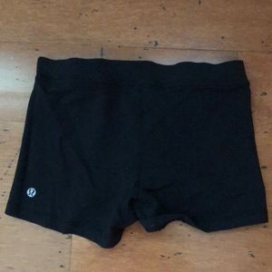 Lululemon booty Shorts